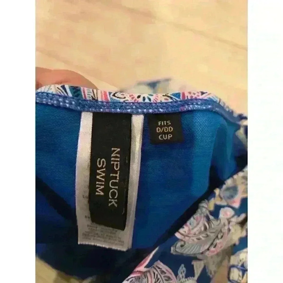 Nip Tuck Women's One Piece Swimsuit Size 6 Blue Paisley Print DD Cups - Picture 6 of 7